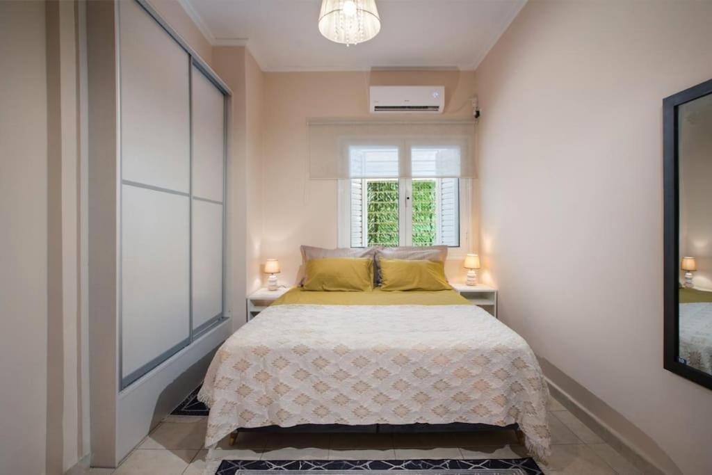 Apartment In The Centre Of Athina Athens Ngoại thất bức ảnh
